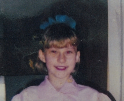 На Урале ищут пропавшую 23 года назад девочку | Пропавшую в 2001 году девочку разыскивают в Свердловской области