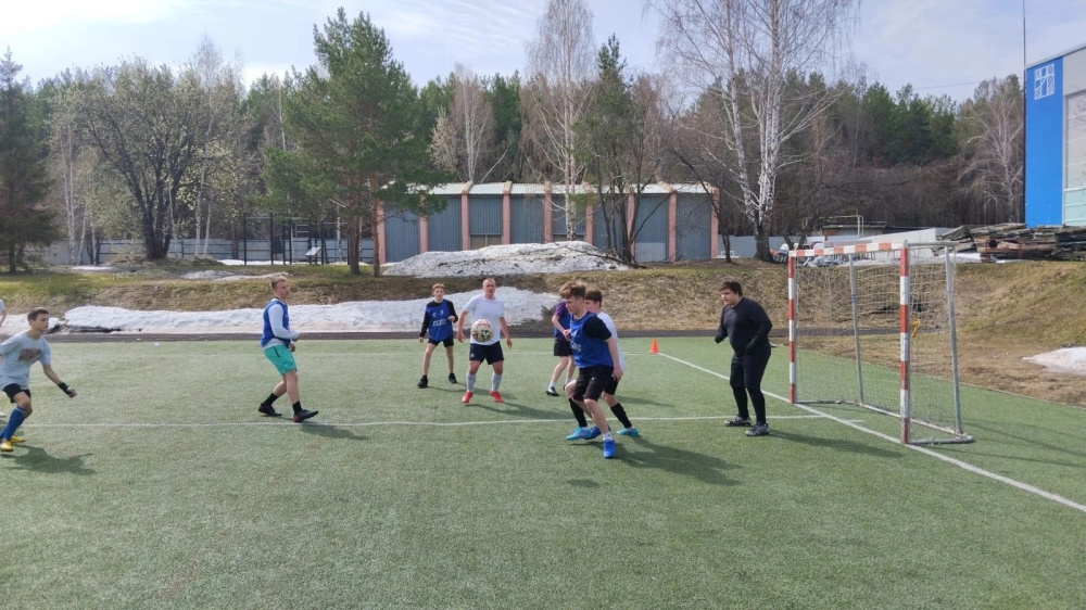 В Первоуральске состоялся турнир по футболу «Фестиваль дворового футбола» | В Первоуральске состоялся турнир по футболу «Фестиваль дворового футбола»