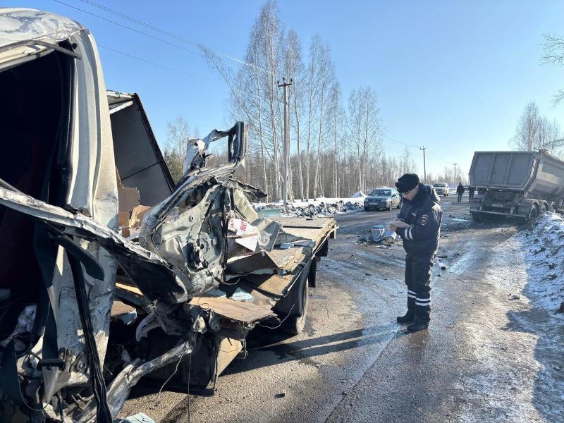 Движение по трассе «Первоуральск – Ревда» ограничили в обоих направлениях из-за ДТП | На трассе «Первоуральск – Ревда» перекрыли движение из-за аварии Движение по трассе «Первоуральск – Ревда» ограничили в обоих направлениях из-за ДТП | На трассе «Первоуральск – Ревда» перекрыли движение из-за аварии