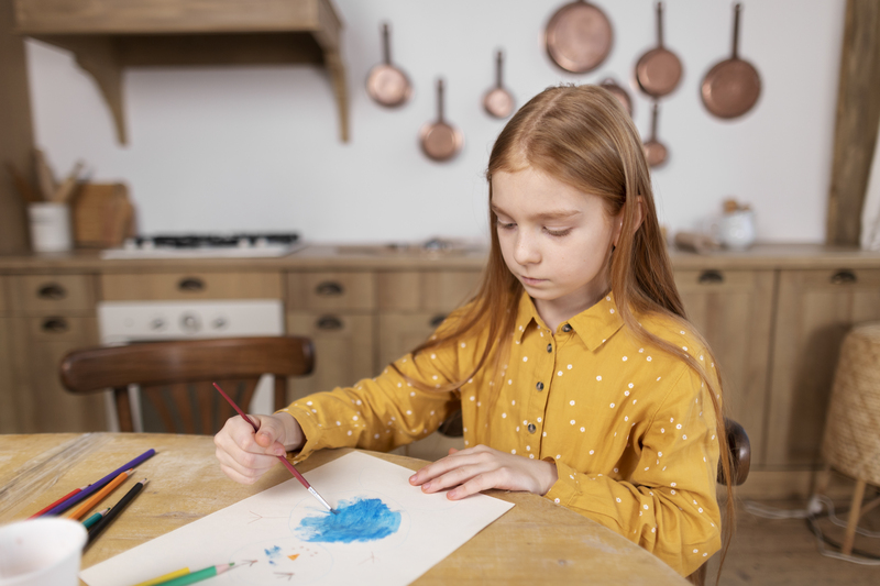 Первоуральские школьники примут участие во Всероссийском творческом конкурсе | Стартовал Всероссийский конкурс детского рисунка «Мои родители работают в полиции»