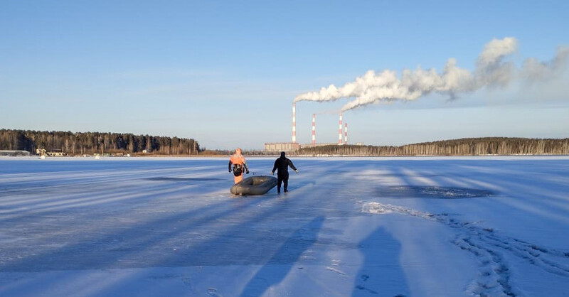 В Свердловской области мужчина провалился под лед | Рыбак провалился под лет Рефтинского водохранилища В Свердловской области мужчина провалился под лед | Рыбак провалился под лет Рефтинского водохранилища