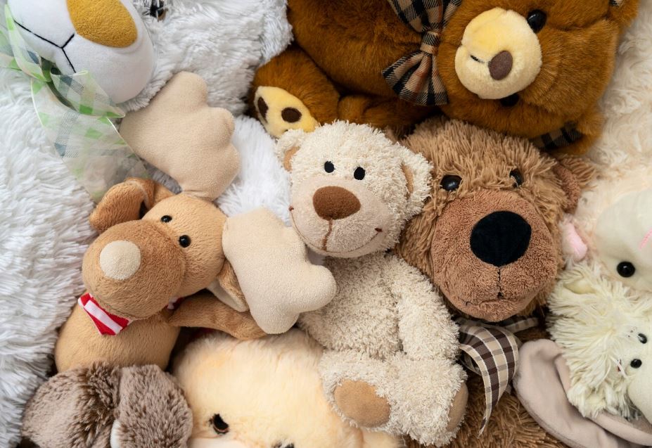 В России планируют производить только игрушки «патриотического содержания»: все они должны подходить под семейные ценности | В России начнут маркировать игрушки, не подходящие под традиционные семейные ценности  