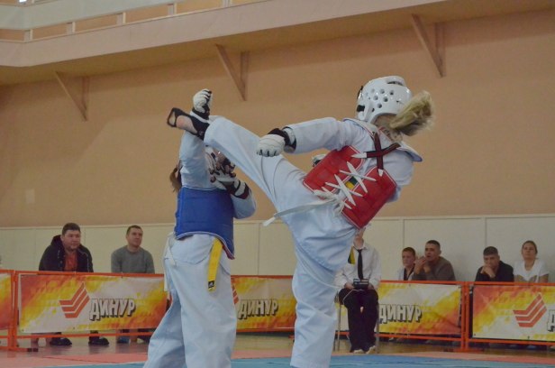 Юные тхэквондисты отличились на первенстве в Первоуральске | В Первоуральске прошло первенство по тхэквондо 