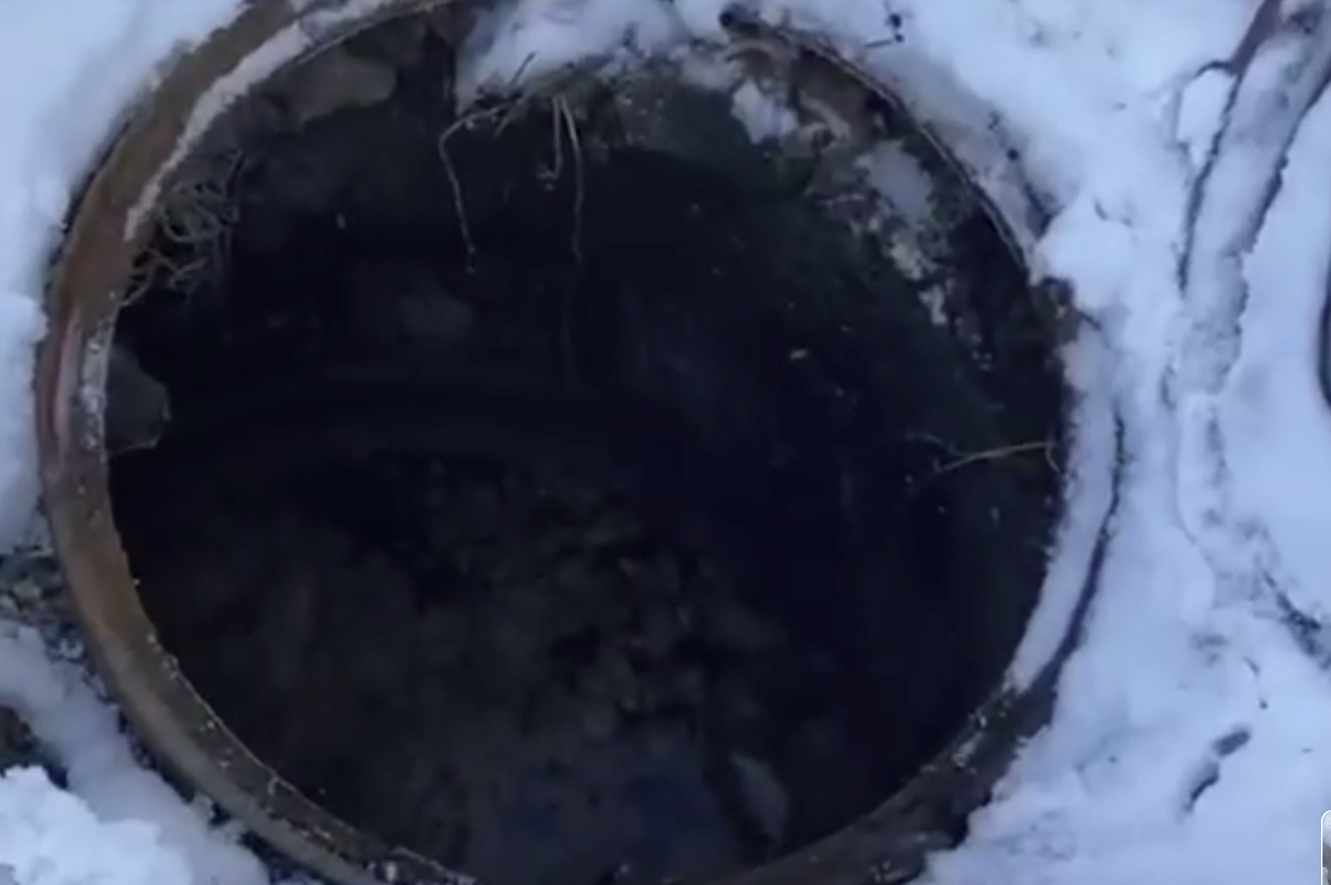 Жители дома на улице Емлина, 21 в Первоуральске опровергли заявление нового директора «Водоканала»