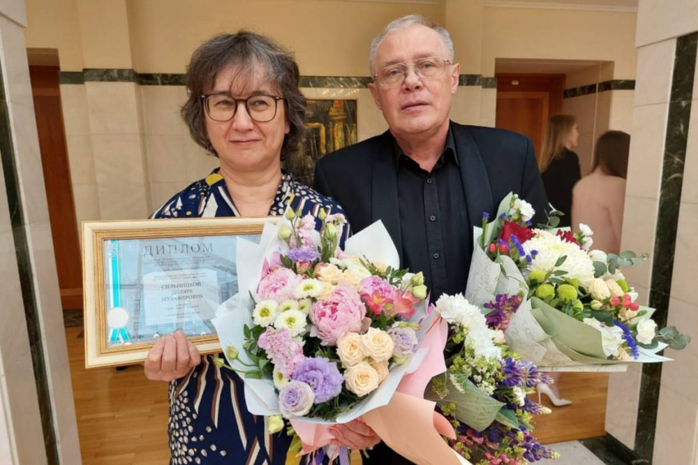 В Екатеринбурге наградили первоуральцев за их выдающиеся достижения в области искусства | На Урале состоялась церемония награждения лауреатов премии губернатора Свердловской области В Екатеринбурге наградили первоуральцев за их выдающиеся достижения в области искусства | На Урале состоялась церемония награждения лауреатов премии губернатора Свердловской области