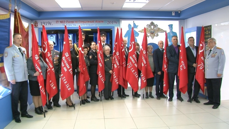 Знамя Победы и модели из гильз: в Свердловской области стартовала «Эстафета Победы»  | На Урале стартовала патриотическая акция «Эстафета Победы»