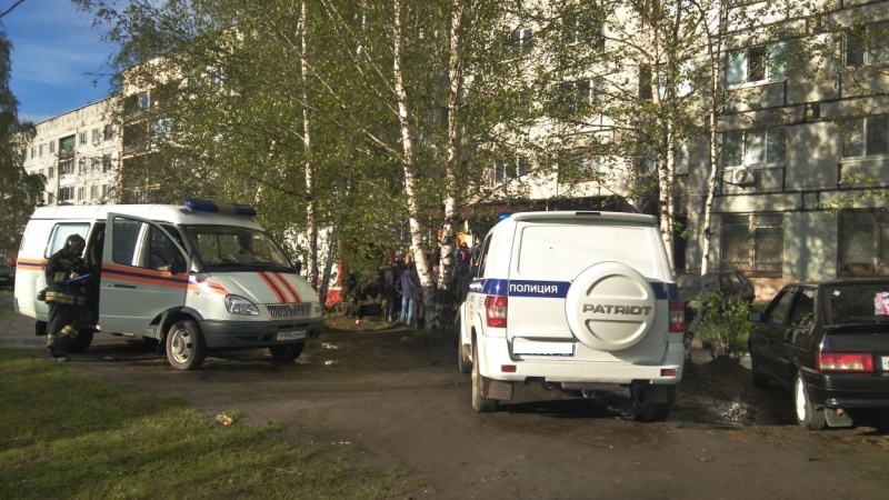 Накануне в Первоуральске в пятиэтажке горела квартира. Спасены два человека