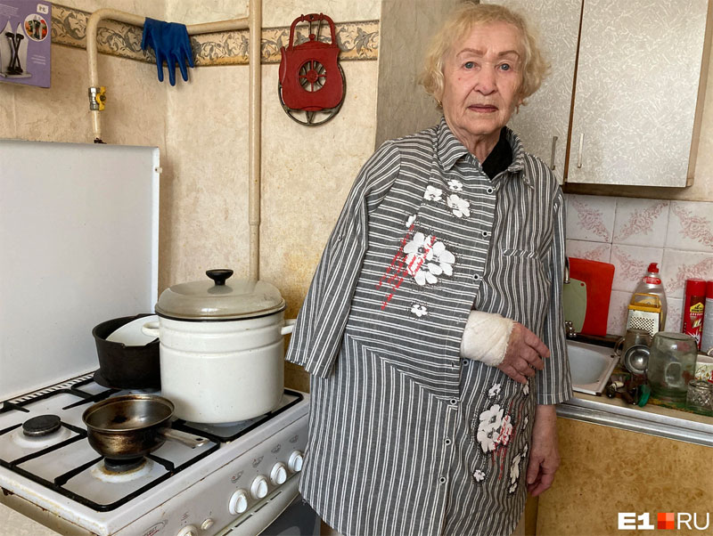 В Первоуральске 80-летняя женщина оформила кредит на 100 тысяч под залог квартиры ради 1 тысячи рублей | 80-летняя пенсионерка хотела занять тысячу — едва не лишилась квартиры В Первоуральске 80-летняя женщина оформила кредит на 100 тысяч под залог квартиры ради 1 тысячи рублей | 80-летняя пенсионерка хотела занять тысячу — едва не лишилась квартиры