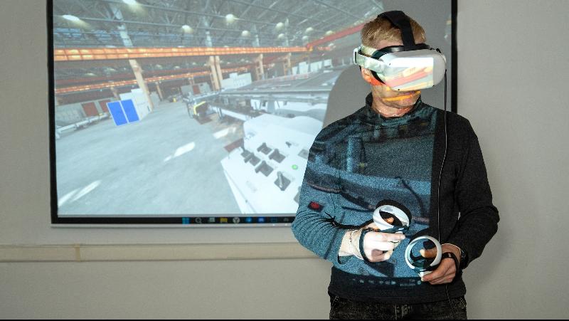 Сотрудники ПНТЗ будут повышать свои навыки на VR-тренажерах | Первоуральский завод внедрил VR-технологии в обучение сотрудников