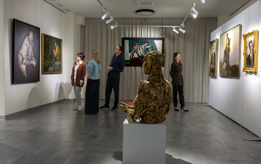 «Душа места» в металле и красках: в Первоуральске открылась выставка индустриального искусства от ПНТЗ | В Первоуральске открылась выставка индустриального искусства «Гений места»