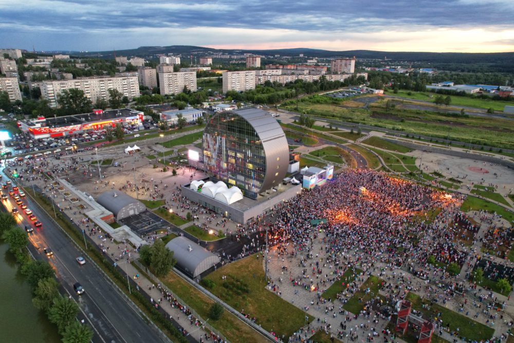 В Первоуральск на День металлурга приедет «Дискотека Авария» В Первоуральск на День металлурга приедет «Дискотека Авария»