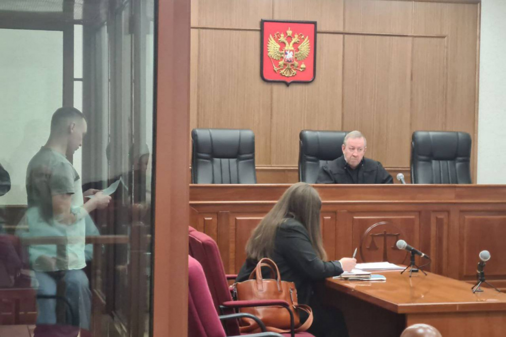 Для первоуральца запросили наказание в виде 25 лет лишения свободы за убийство 2-летней девочки | На Урале мужчину судят за истязания и убийство двухлетней падчерицы