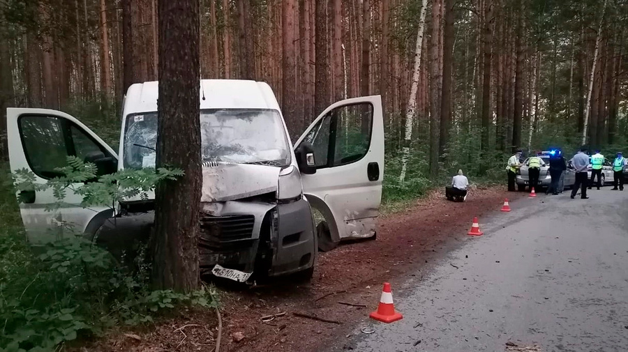 Пьяный непристёгнутый уралец раздавил собой пятилетнюю дочь во время аварии