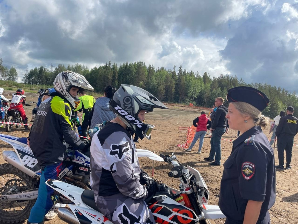 ГИБДД в Свердловской области эвакуирует мотоциклы и квадроциклы у несовершеннолетних | В Свердловской области начали эвакуировать мототехнику у детей — ГИБДД усилила рейды