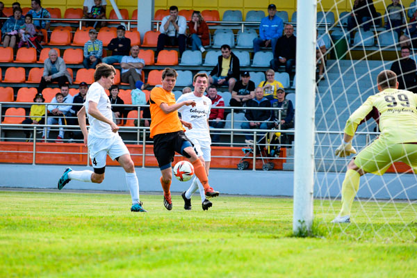 «Динур» из Первоуральска обыграл «Северский Трубник» из Полевского