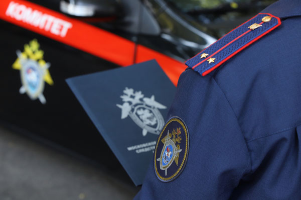 В Первоуральске прокуратура проводит проверку в связи с гибелью 2-летней девочки В Первоуральске прокуратура проводит проверку в связи с гибелью 2-летней девочки