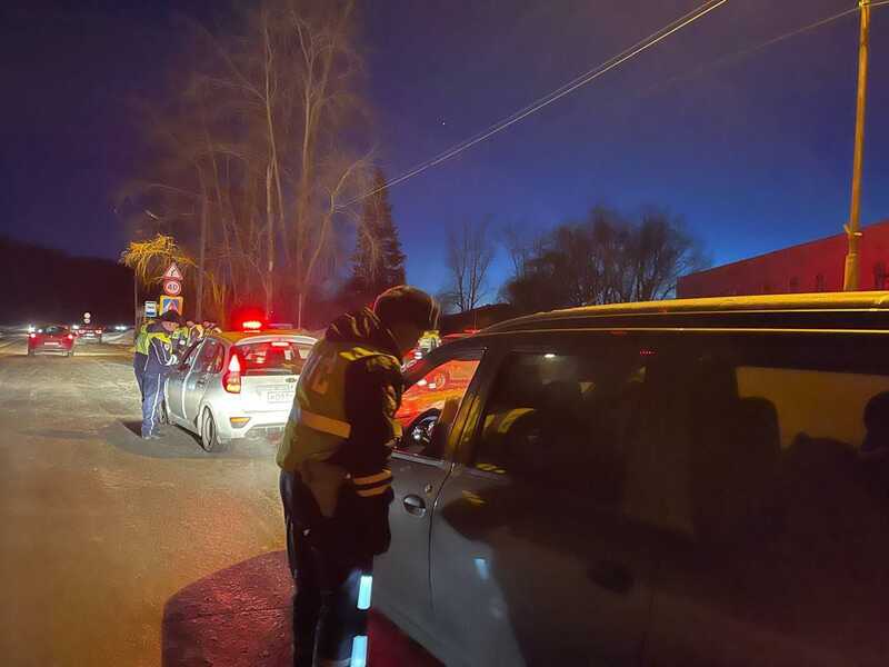 ГИБДД Свердловской области проводит мероприятие «Безопасная дорога» | Автоинспекторы Свердловской области начали сплошную проверку водителей