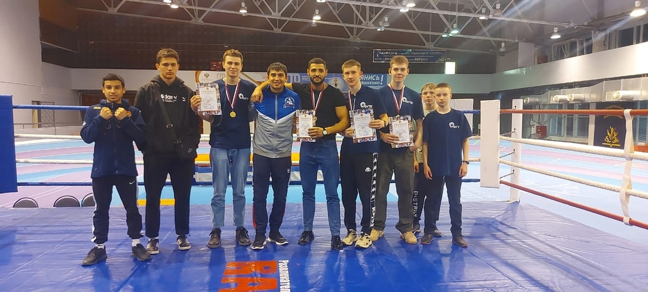 Первоуральцы заняли призовые места в чемпионате по кикбоксингу
