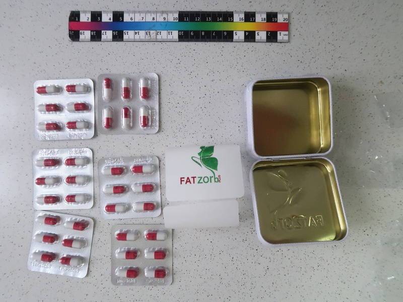 Уральские таможенники задержали посылку с запрещенными БАДами | Таможенники на Урале задержали груз с пилюлями для похудения Уральские таможенники задержали посылку с запрещенными БАДами | Таможенники на Урале задержали груз с пилюлями для похудения