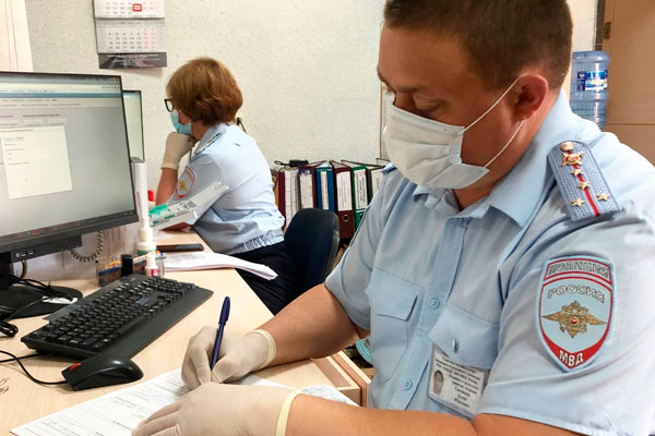 Сотрудники ГИБДД вышли на охоту на должников