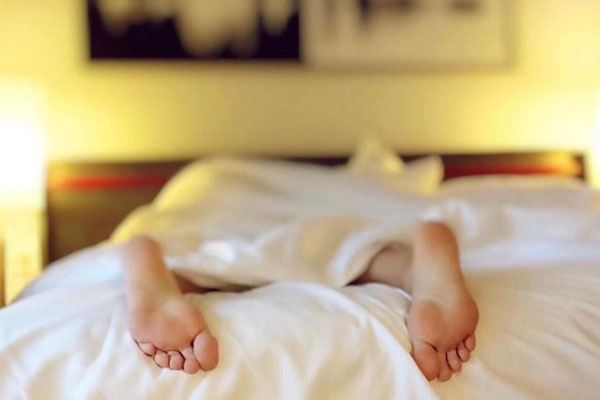 Беспокойные движения во сне приводят к болезни Паркинсона: ученые из Канады провели исследование | Канадские ученые выяснили, как беспокойный сон связан с болезнью Паркинсона