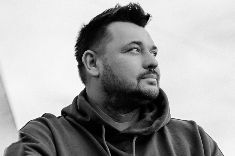 Сергей Жуков презентует фильм о «Руки Вверх!»: история, рожденная в пандемию | В Екатеринбурге показали фильм о группе «Руки Вверх!»