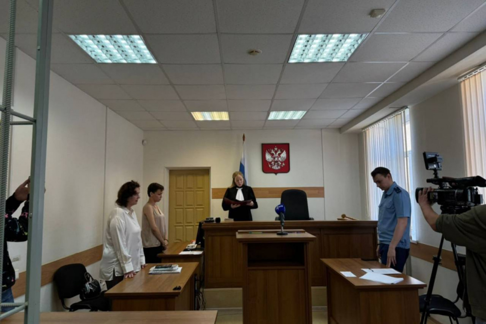 Мошенница из Первоуральска отправится в колонию на 4,5 года | На Урале прошел суд над мошенницей, укравшей деньги у знакомых 