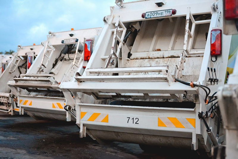 Мусорная реформа в частном секторе: жители Самстроя, Трудпосёлка и Ельничного бунтуют | Первоуральцы недовольны новым графиком и жалуются на неудобства Мусорная реформа в частном секторе: жители Самстроя, Трудпосёлка и Ельничного бунтуют | Первоуральцы недовольны новым графиком и жалуются на неудобства