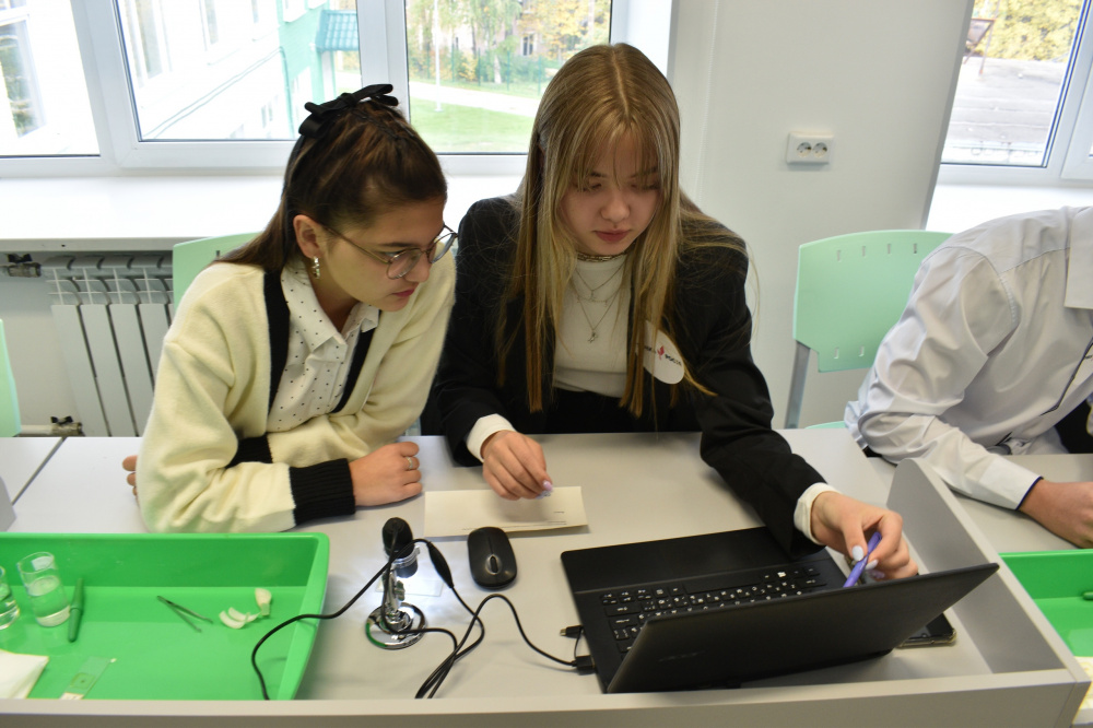 Более 50 юных первоуральцев участвуют в региональном этапе всероссийской олимпиады  | Уральские школьники приняли участие во всероссийской олимпиаде