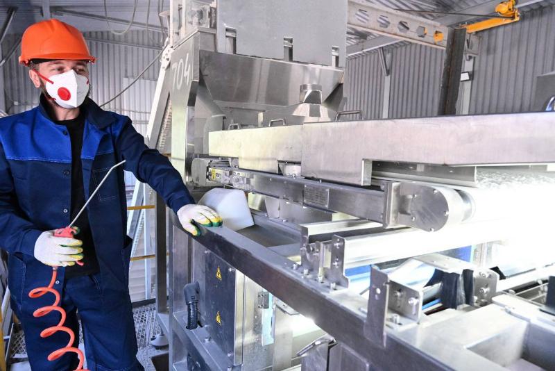 В Первоуральске открылся цех по обогащению кварца: предприятие будет выпускать материалы для производства стекла | В Первоуральске запустили производство кварца для небоскребов и оптики  