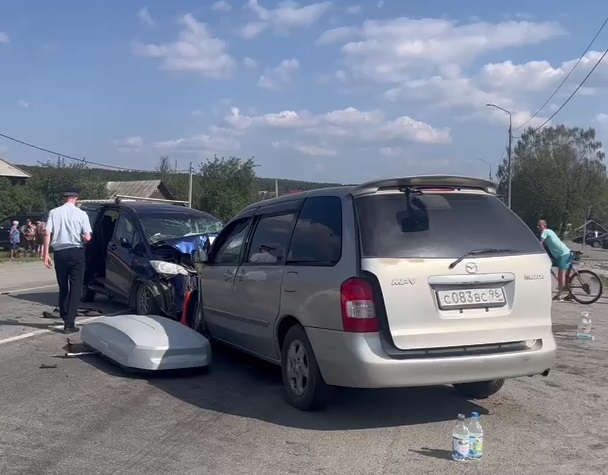 Прокуратура взяла на контроль ход проверки по факту смертельного ДТП под Первоуральском Прокуратура взяла на контроль ход проверки по факту смертельного ДТП под Первоуральском