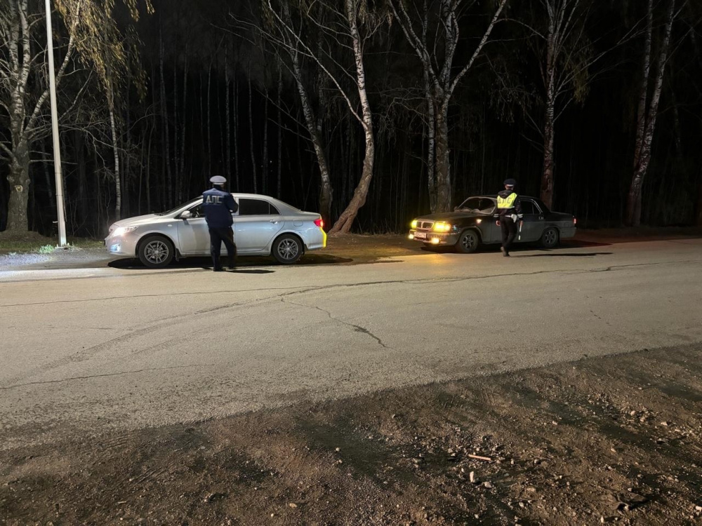 В Первоуральске задержали водителей без прав | На Урале сотрудники ГИБДД провели рейд В Первоуральске задержали водителей без прав | На Урале сотрудники ГИБДД провели рейд