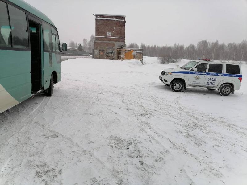 Сотрудники первоуральской ГАИ будут проверять водителей автобусов | В Первоуральске ГАИ проведет рейд «Автобус»