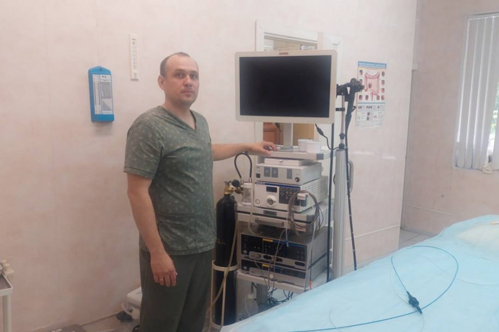 Первоуральская городская больница пополнилась новой видеоэндоскопической стойкой  | Благодаря новому оборудованию уральские медики помогли пожилому пациенту
