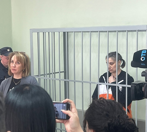 Опекуншу Далера Веронику Наумову, которую избила сокамерница, перевели в другую камеру | Избитую сокамерницей опекуншу Далера перевели в другую камеру