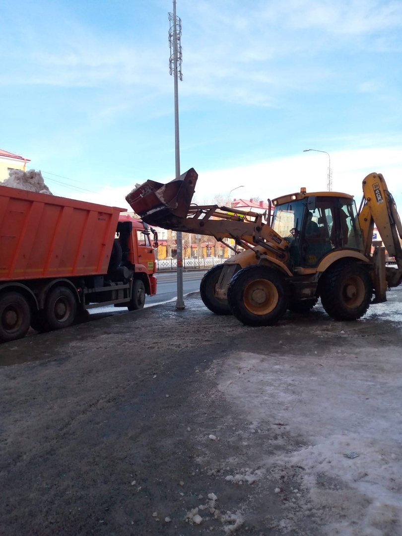 Жители Первоуральска указали мэру на плохую работу по уборке снега