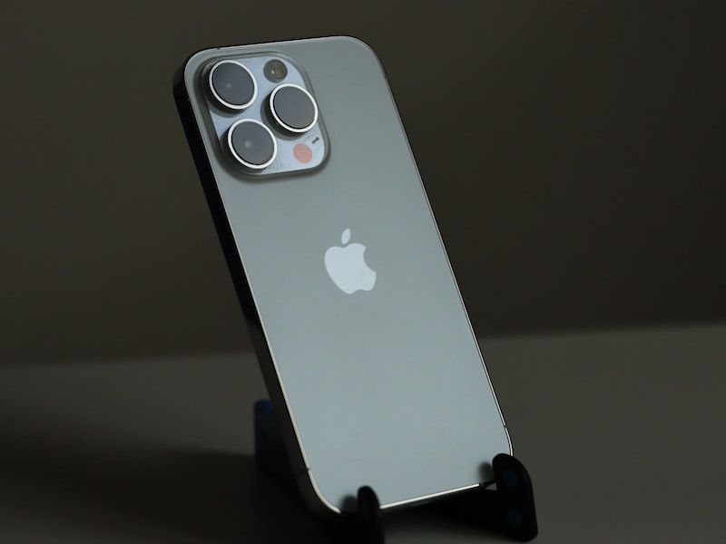 Новая схема мошенничества на российских туристах, которые возвращаются из Дубая Новая схема мошенничества на российских туристах, которые возвращаются из Дубая