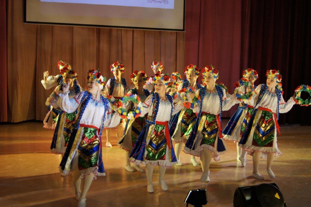 Больше 600 детей приняли участие в окружном этапе фестиваля в Первоуральске | Более 600 юных уральцев показали свои навыки в вокале в рамках фестиваля