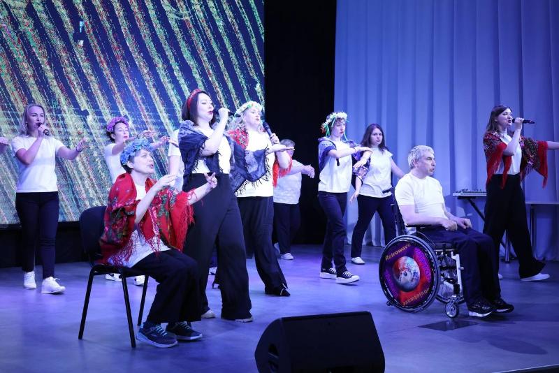 В Первоуральске прошла инклюзивная акция «Город без границ» | В Первоуральске состоялось мероприятие для людей с ОВЗ