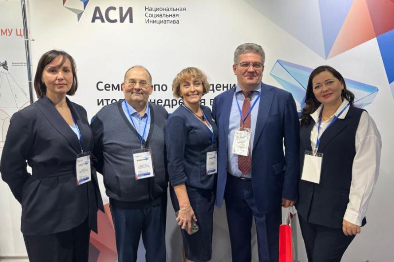 Свердловский проект признан лучшим по итогам Национальной социальной инициативы | Проект Свердловской области стал лучшим по итогам реализации Национальной инициативы