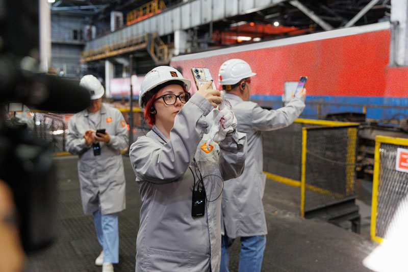 ПНТЗ открыл для широкой аудитории промышленный маршрут по музею и действующим цехам | Первоуральский новотрубный завод запустил экскурсионный маршрут «Труба зовет!»