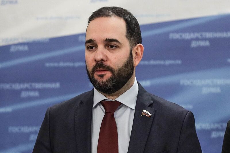 У ЕГЭ нет альтернатив: Депутат Мажуга посчитал экзамен объективной формой оценки знаний | Депутат Мажуга расценил ЕГЭ как наиболее объективную форму оценки знаний