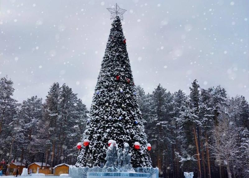 Первоуральский Ледовый городок закроют 31 января | В Первоуральске завершит свою работу Ледовый городок