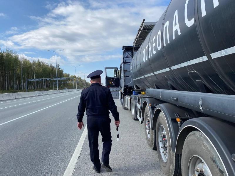 ГАИ Свердловской области подвела итоги профилактических мероприятий | В Свердловской области привлекли к ответственности около двух тысяч водителей