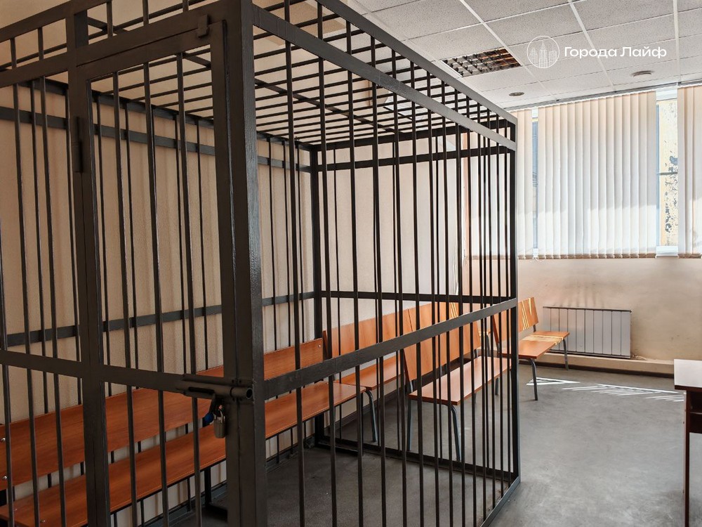 В Свердловской области вынесен приговор за подброс гроба с головой свиньи | В Свердловской области суд приговорил двух мужчин за подброс гроба с головой свиньи