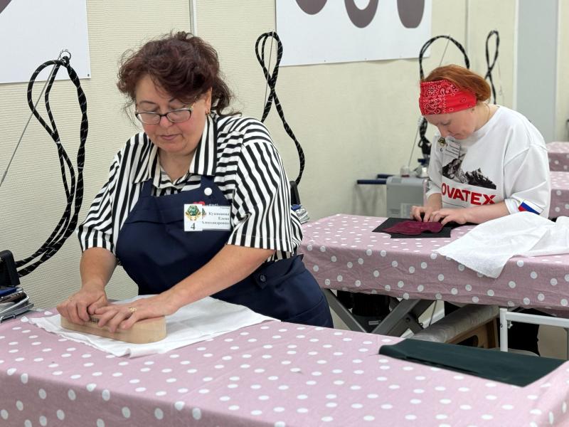 Жительница Первоуральска стала лучшей швеей Свердловской области | В Первоуральске определили лучшую швею региона Жительница Первоуральска стала лучшей швеей Свердловской области | В Первоуральске определили лучшую швею региона