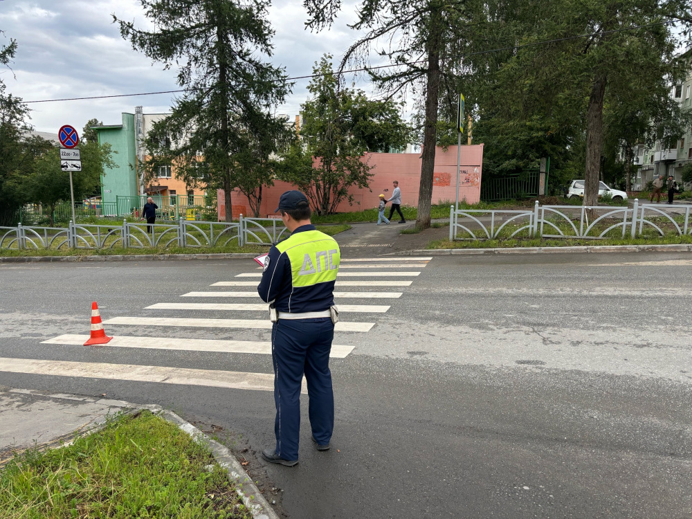 Первоуралец сбил 12-летнего мальчика на самокате | В Свердловской области в ДТП пострадал 12-летний мальчик