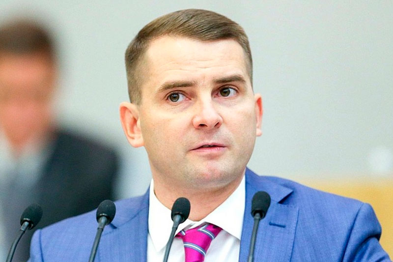 Депутат Нилов предложил брать плату за обучение детей мигрантов в российских школах   | Ярослав Нилов выступил против бесплатного образования для детей мигрантов