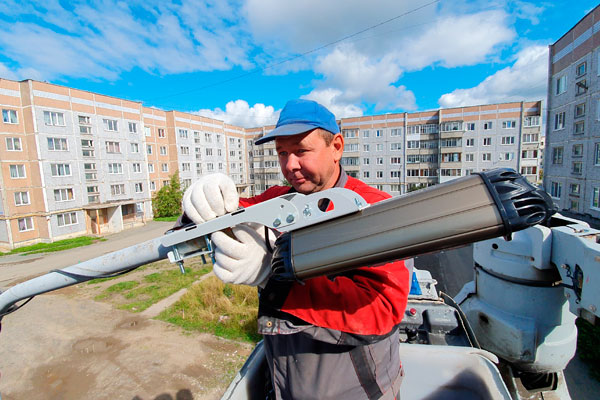 Умный свет придет в Первоуральск: «Ростелеком» установит почти девять тысяч энергоэффективных светильников в Первоуральске