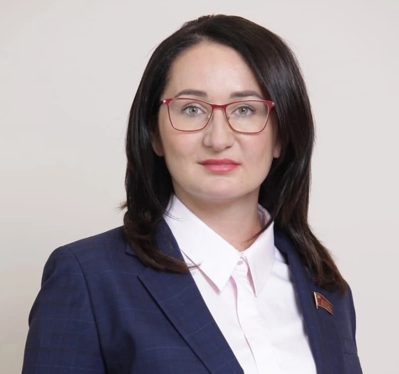 Победа жителей: суд признал брак ремонта проспекта Ильича в Первоуральске | На Урале суд признал брак ремонта дороги, который курировал губернатор